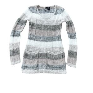 Y2K Women’s Stripped V-neck  Knit Sweater